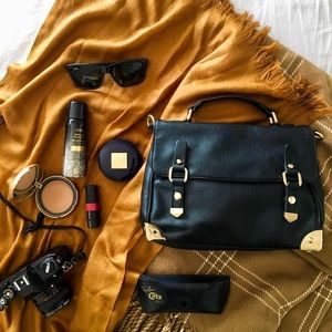 Forever 21 crossbody bag